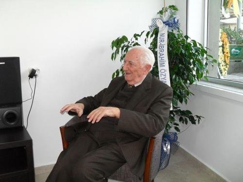 47b9cc26b3127cce9855fa74ac5900000035103CbuGjhoyo